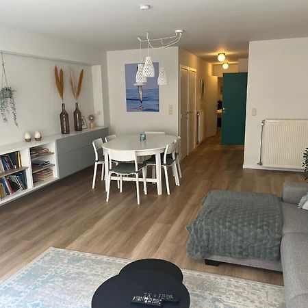 Tof En Ruim Appartement Op 50 Meter Van Strand! Knokke-Heist Eksteriør billede
